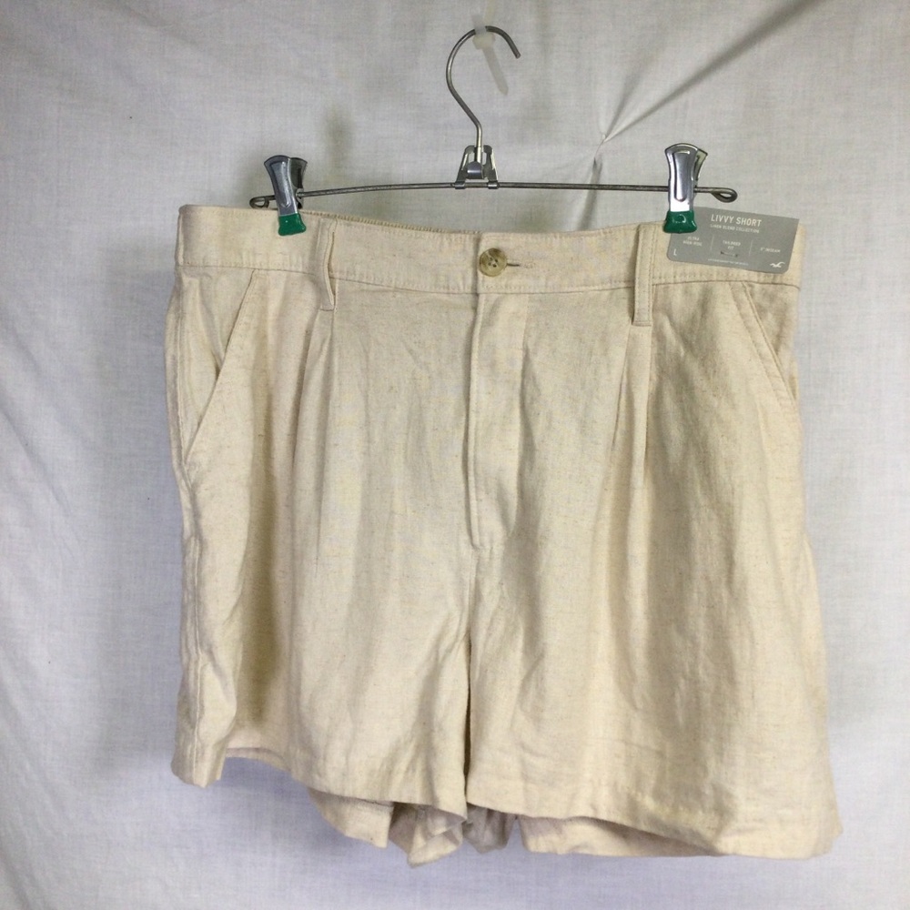 Hollister Womens Ultra High-Rise LIVVY Short Pleated Front Linen NWT Sz L